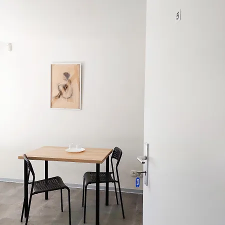 Two-room Near The Center F2 Prága