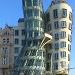 Two-room Near The Center F2 Δωμάτια σε οικογενειακή κατοικία Πράγα